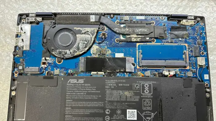 What Sometimes Cannot Be Repaired Or Is Not Worth Repairing After Laptop Liquid Damage