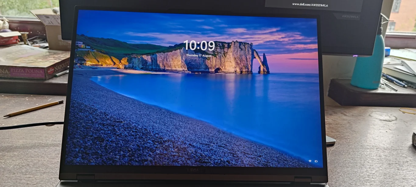 Legion 5 Pro 16ITH6H showing Windows lock screen after cooling service