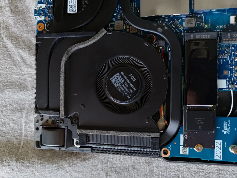 ROG Strix G513RW left blower inlet clear after cleaning