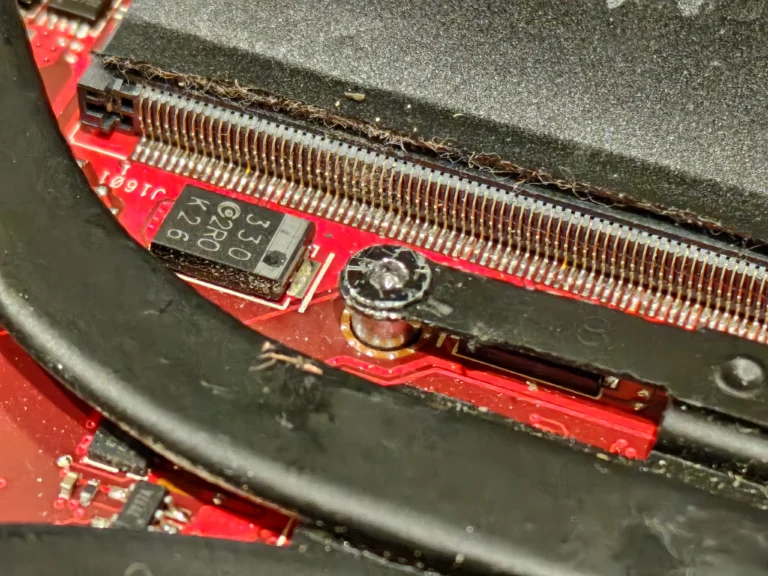 Close-up of ROG Zephyrus GU502G heatsink fin edge and dust blockage